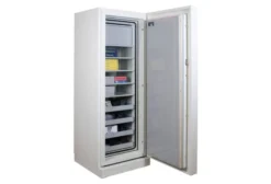 Chubbsafes DataPlus 315 High Security Data Safe -Safe Deposit Shop DataPlus 4 Door Open