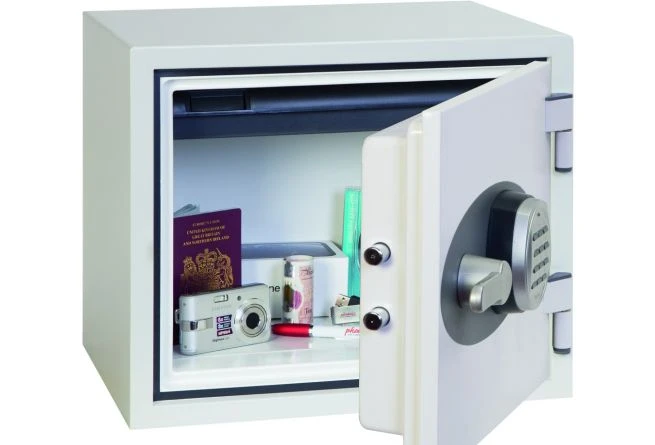 Phoenix Titan FS1281E Fireproof Document Safe 3 Phoenix Titan FS1281E Fireproof Document Safe - Image 3