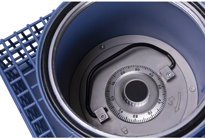 Burton Oculto Round Door Underfloor Safe - Combination Lock 3 Burton Oculto Round Door Underfloor Safe - Combination Lock - Image 3